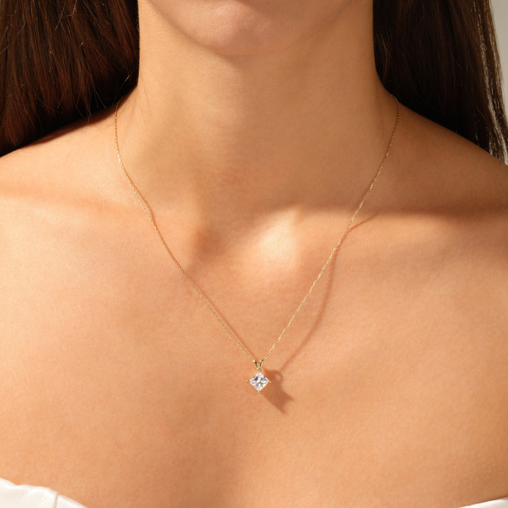 Prinzessin Cut Diamond Double Bail Solitaire Anhänger