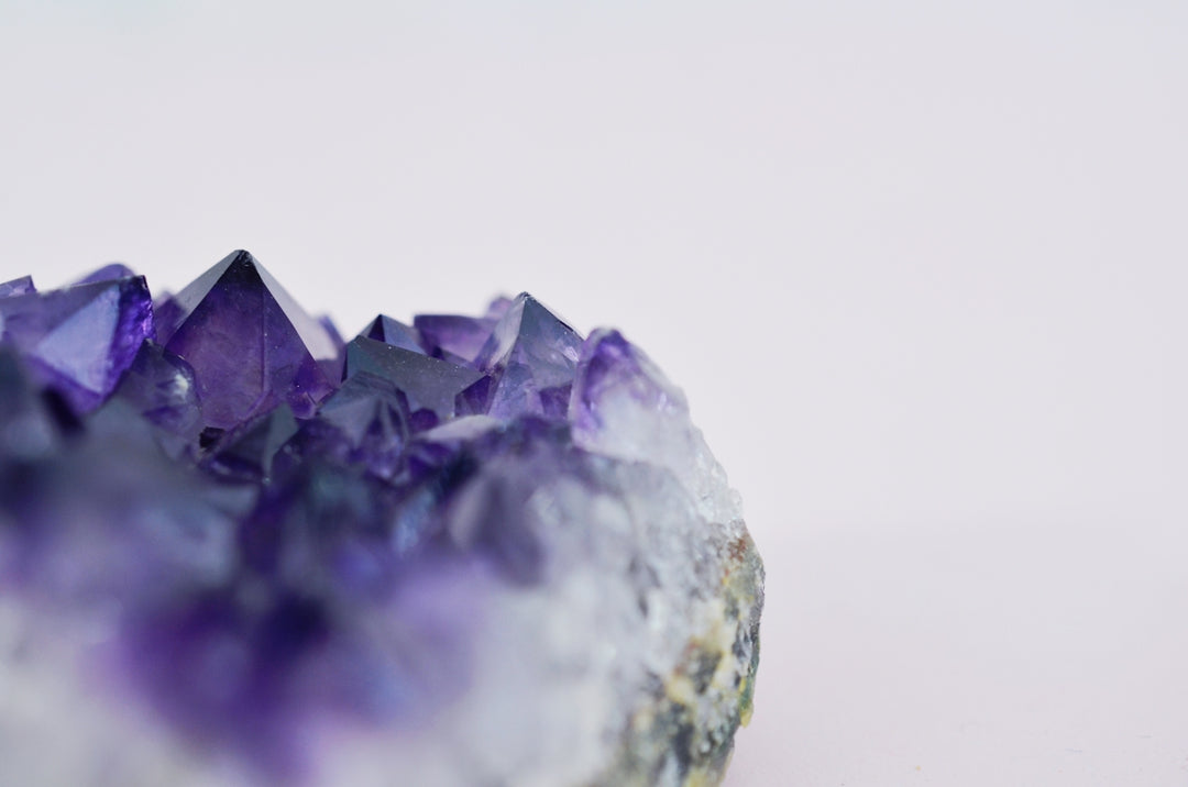 Foto ravvicinata di Purple Geode