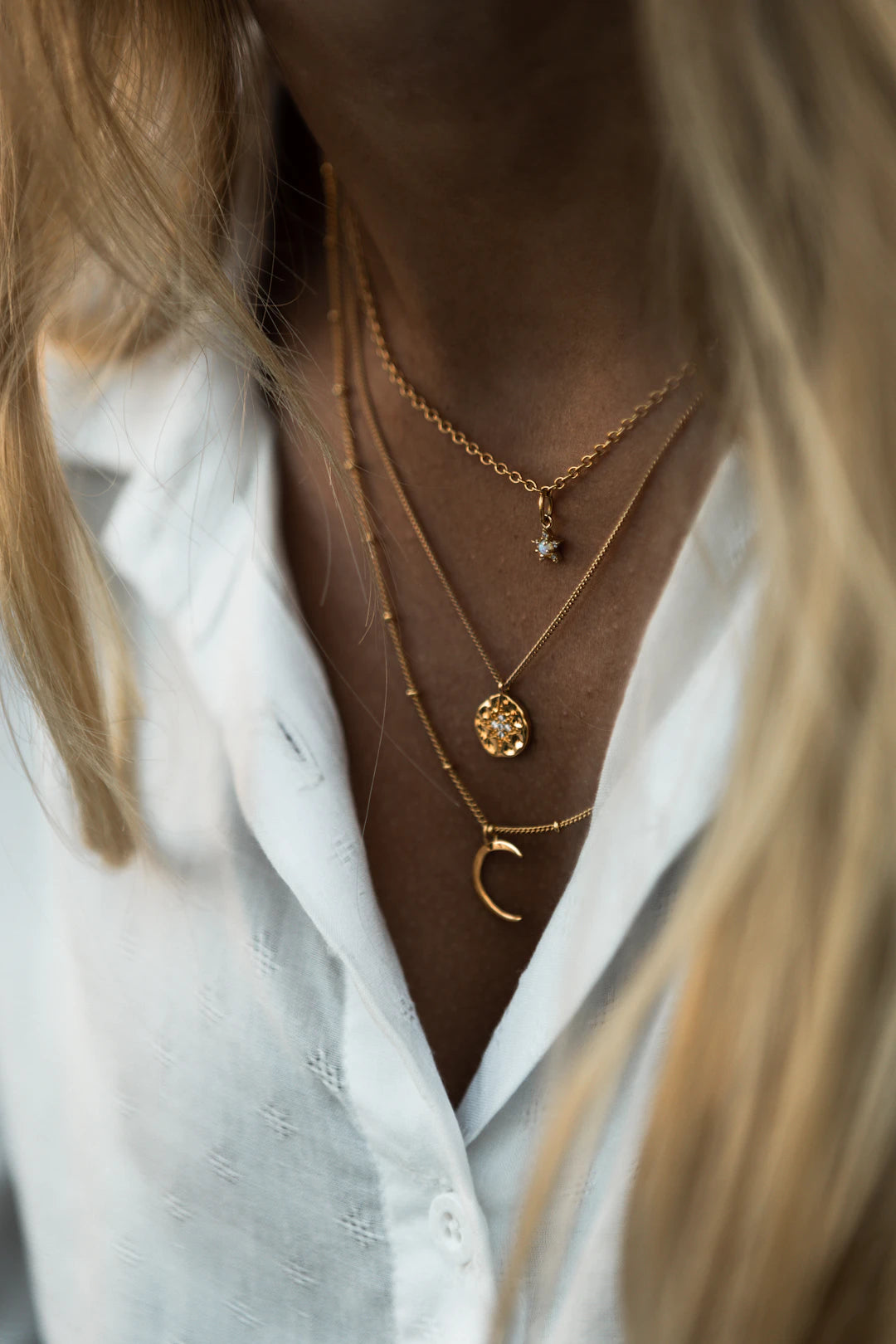 The Glamorous Impact of Celebrities on Jewelry Trends