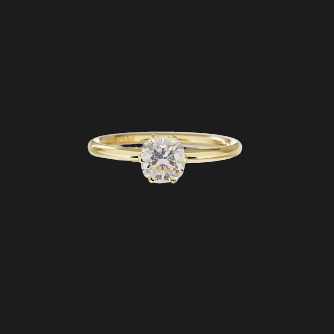 Anello Solitario con Diamante Taglio Cuscino in Oro Giallo 18K