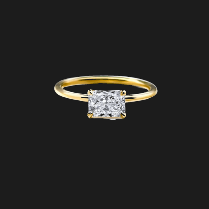 Oval Diamond Solitaire Ring 18K Yellow Gold Radiant