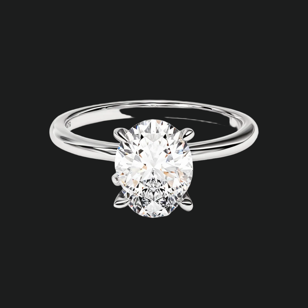 Bague de fiançailles au solitaire ovale avec accents de diamant