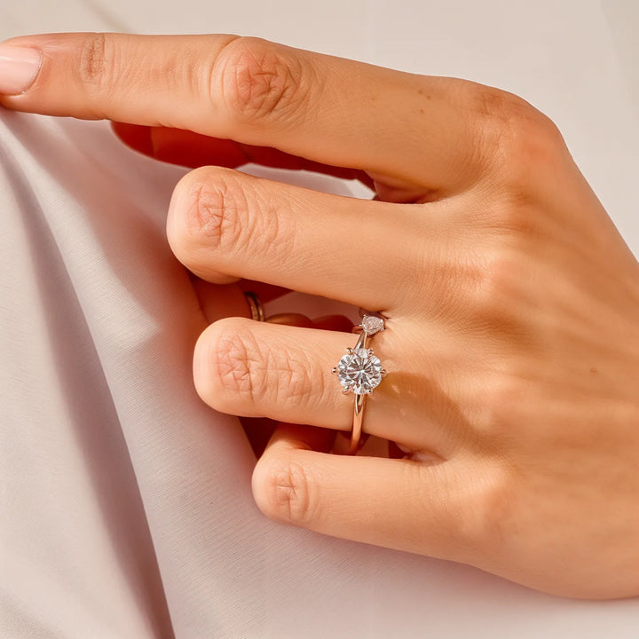 Solitaire ronde diamantaccenten met 6-exemplaren