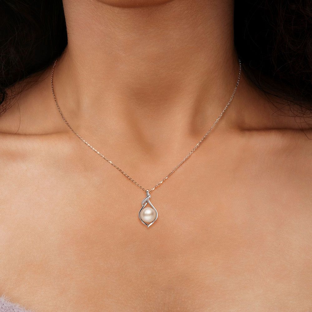 9mm Pearl Twist Pendant Necklace with Diamond Accents