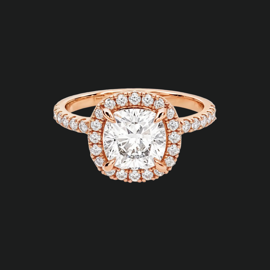 Kussen gesneden halo verlovingsring met diamantaccenten