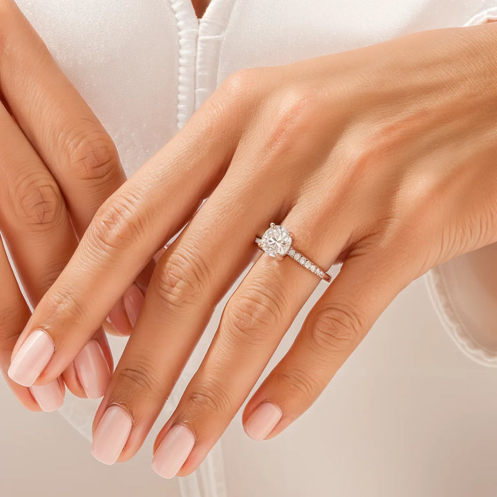 Cathédrale Heart Diamond Accents Accents Engagement Anneau de fiançailles