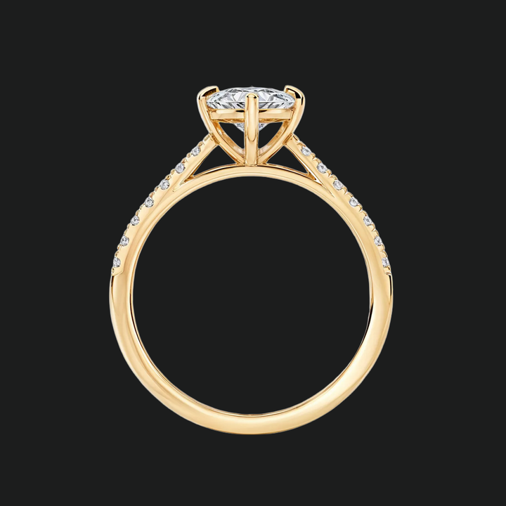 Cathedral Marquise Cut Engagement Ring met diamantaccenten