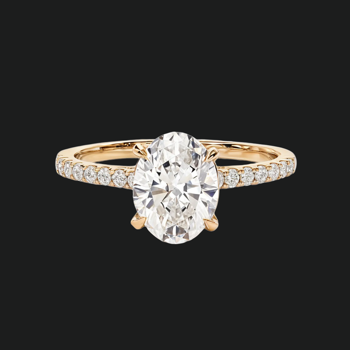 Cathédrale ovale des accents de diamant bague de fiançailles en or blanc 9kt