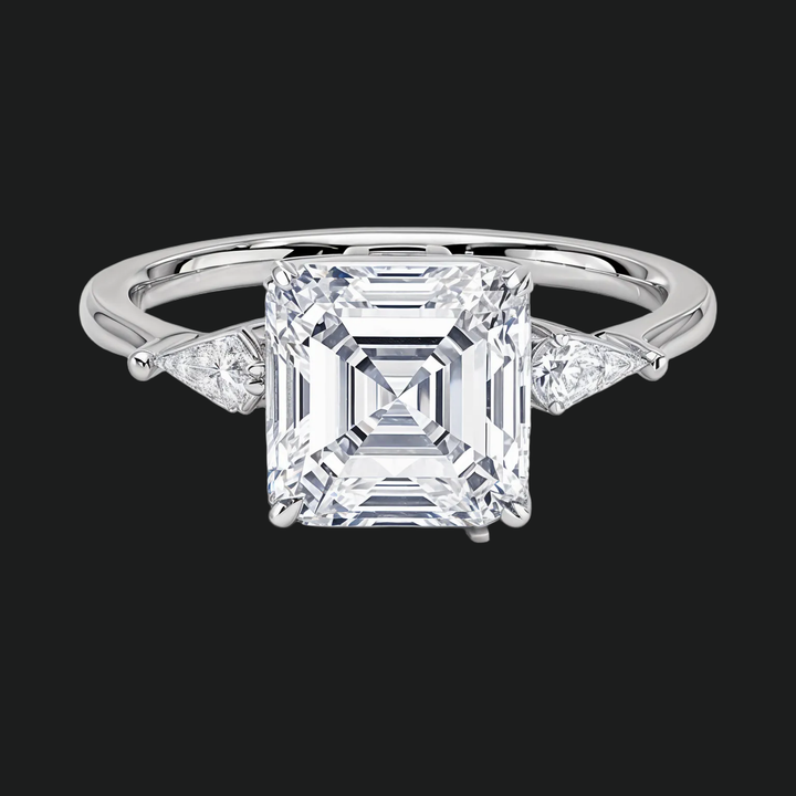 Cometa Asscher Cut Three Stone Diamond Accenten verlovingsring