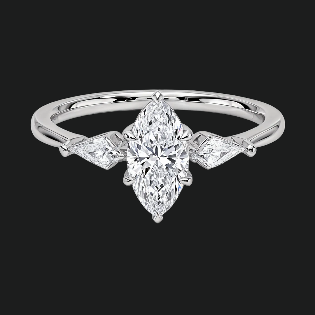 Anello di fidanzamento in pietra Marquise e Kite