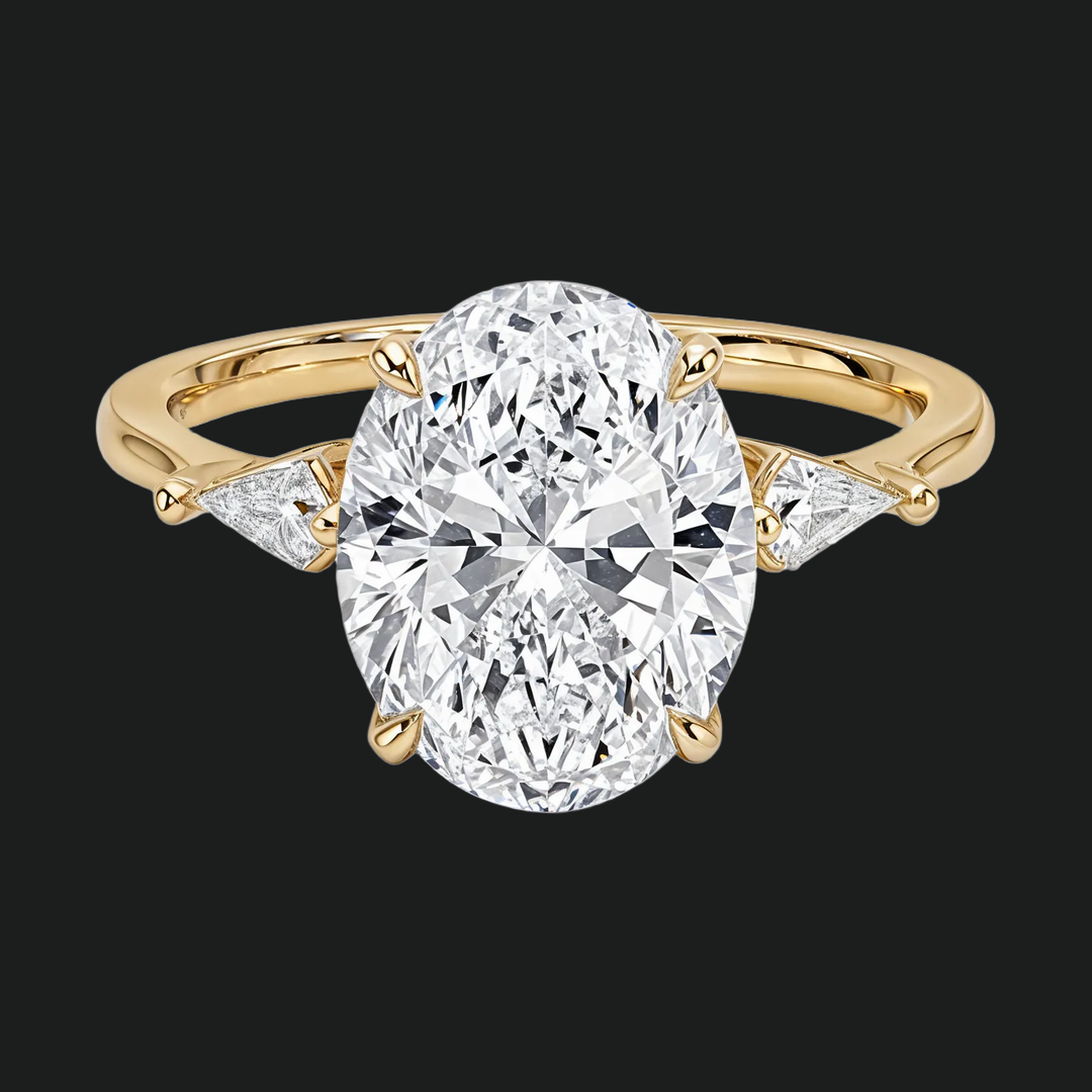 Ovaal gesneden drie stenen diamanten accenten verlovingsring in 9kt witgoud