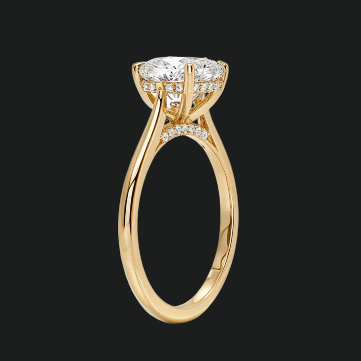 Anello di fidanzamento alone nascosto taglio cuscino