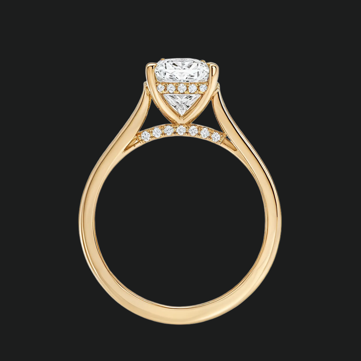 Anello di fidanzamento alone nascosto taglio cuscino