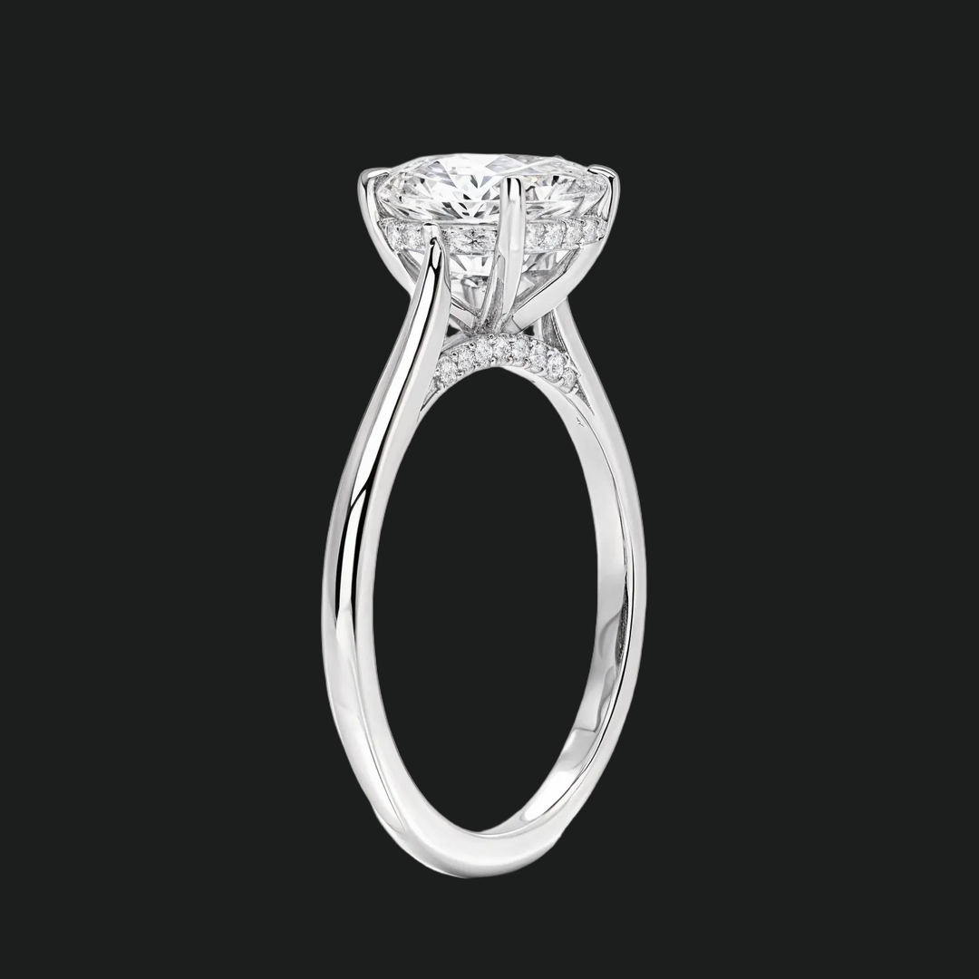Anello di fidanzamento alone nascosto taglio cuscino
