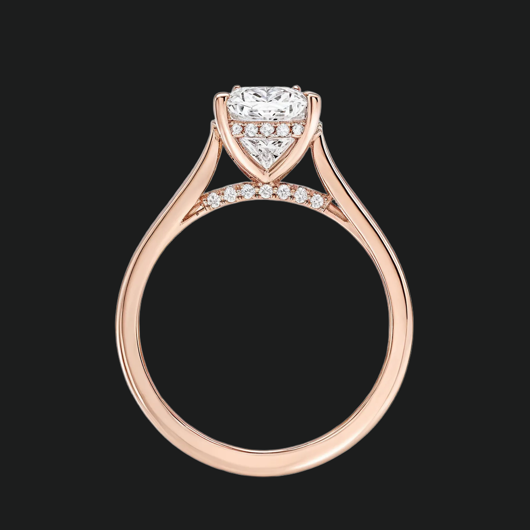 Anello di fidanzamento alone nascosto taglio cuscino