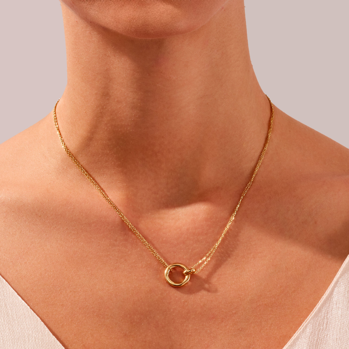Collier de diamant du cercle imbriqué