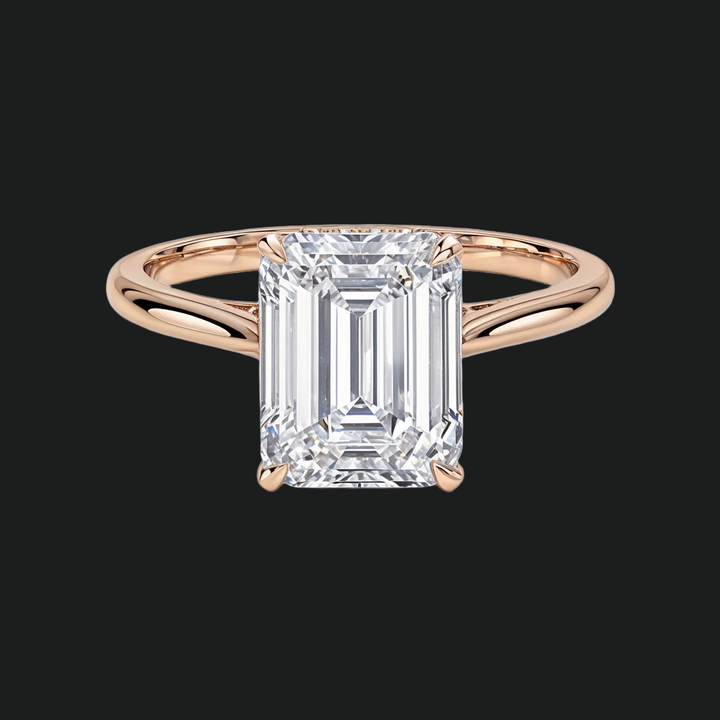 Emerald gesneden verborgen halo -verlovingsring met diamantaccenten