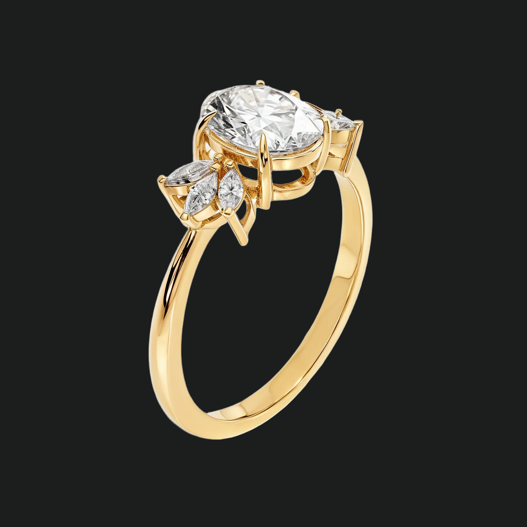 Ovale bloemencluster verlovingsring met diamanten accenten