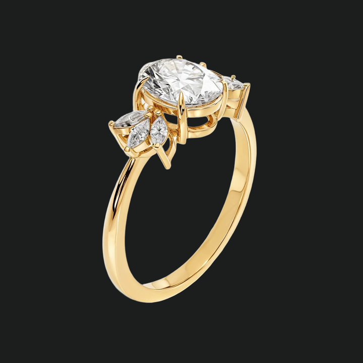 Ovale bloemencluster verlovingsring met diamanten accenten