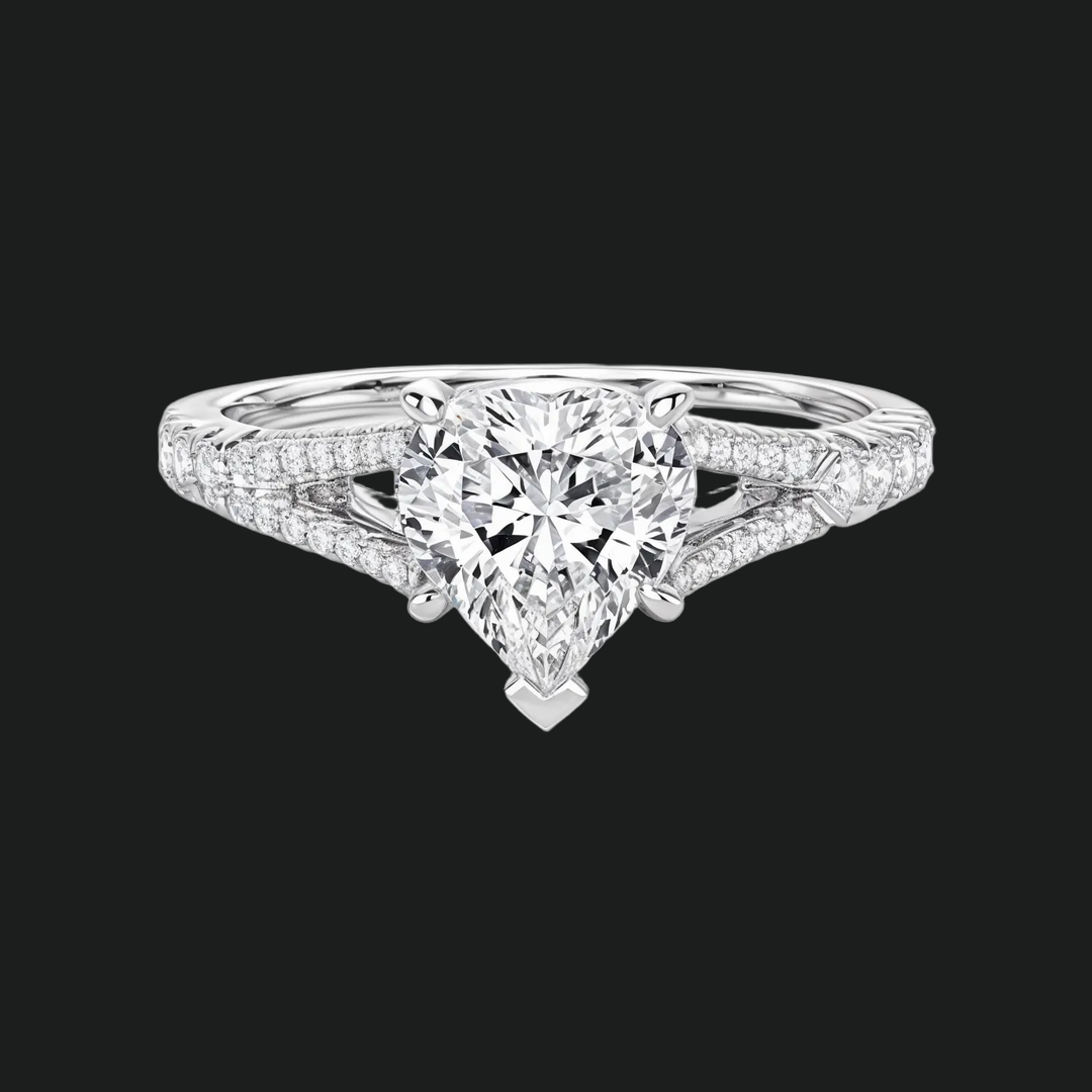 Split Shank Heart Diamond Akzente Verlobungsring