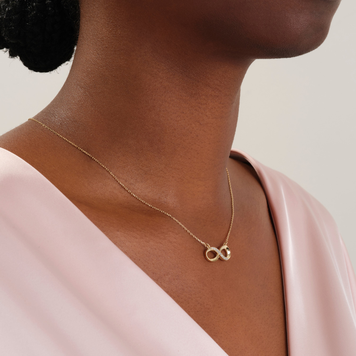 Infinity Diamond Anhängerkette