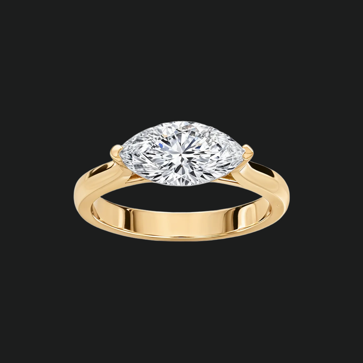 East West Marquise Diamond Accenten verlovingsring in 9kt witgoud