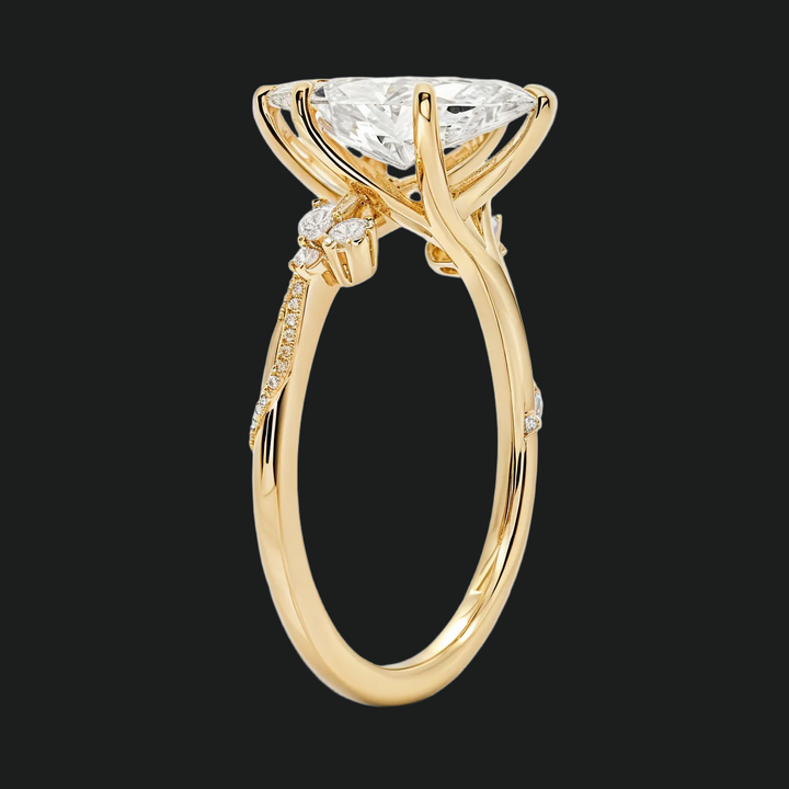 Marquise Cut Floral Diamond Accenten verlovingsring