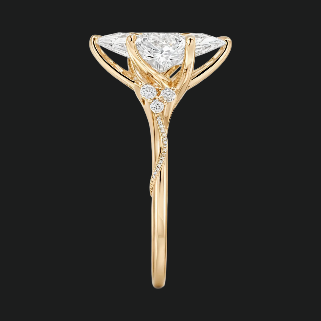 Marquise Cut Floral Diamond Accenten verlovingsring