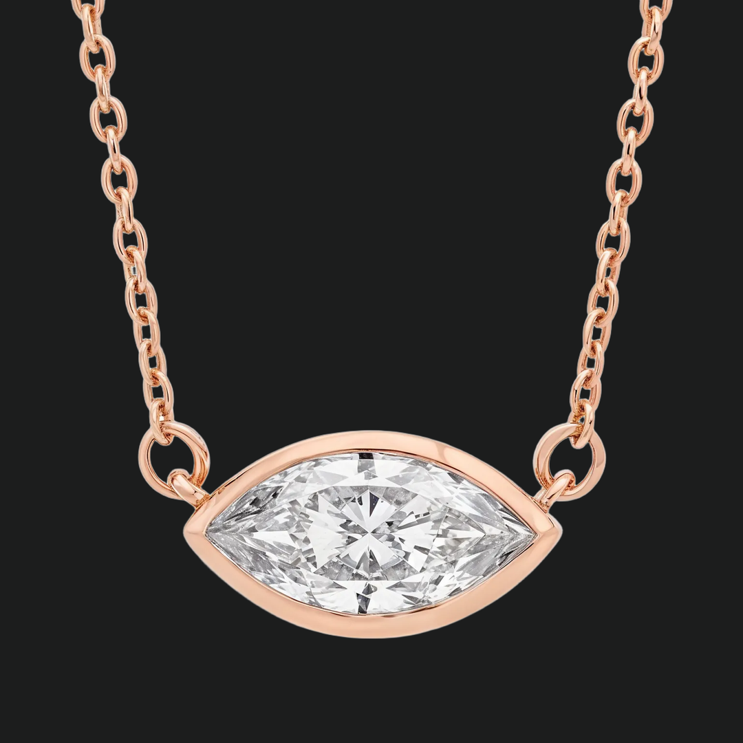 Marquise Cut Diamond Solitaire Anhängerkette