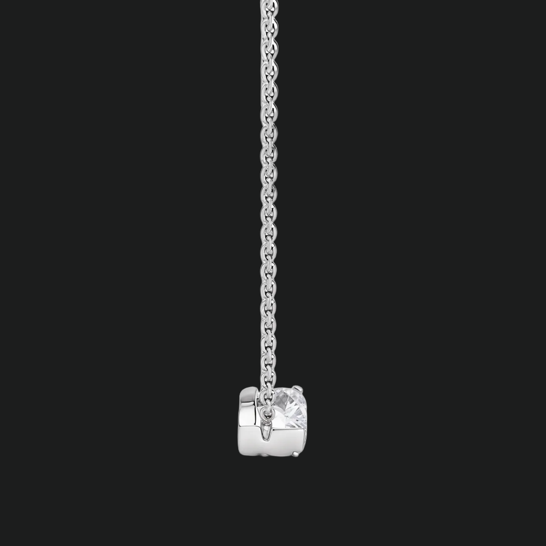 Marquise Diamond Solitaire Anhängerkette