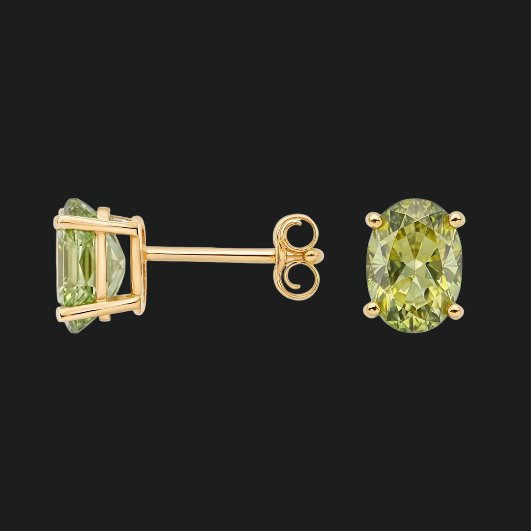 Ovale peridot solitaire stud oorbellen