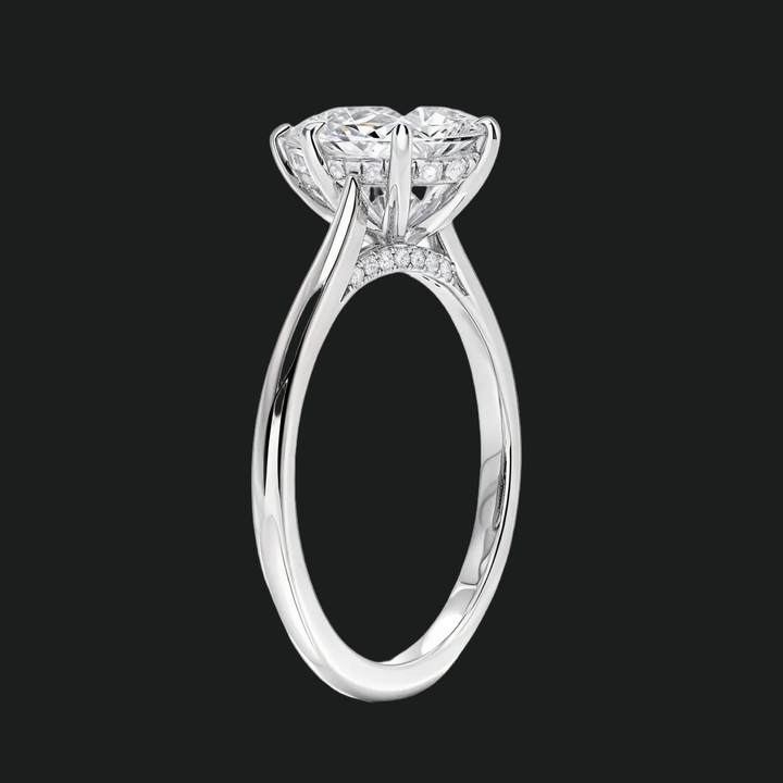 Peer Peren Cut Hidden Halo Engagement Ring met diamantaccenten