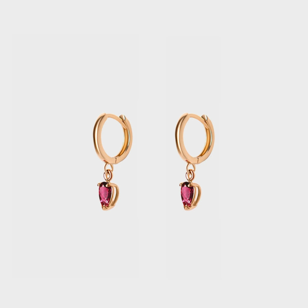 Peer Ruby Drop Huggie Hoop oorbellen