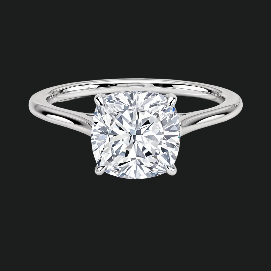 Petite kussen gesneden solitaire verlovingsring