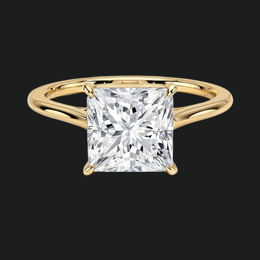 Petite Princess Cut Solitaire Engagement Ring in 9kt White Gold