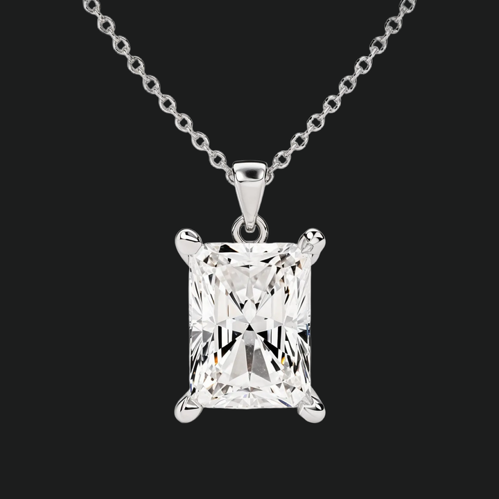 Radiant Cut Diamond Solitaire Anhänger
