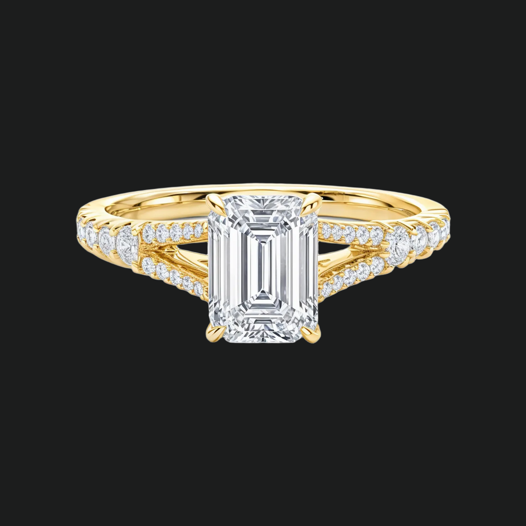 Anneau de fiançailles à tige divisée émeraude avec accents de diamant en or blanc 9kt
