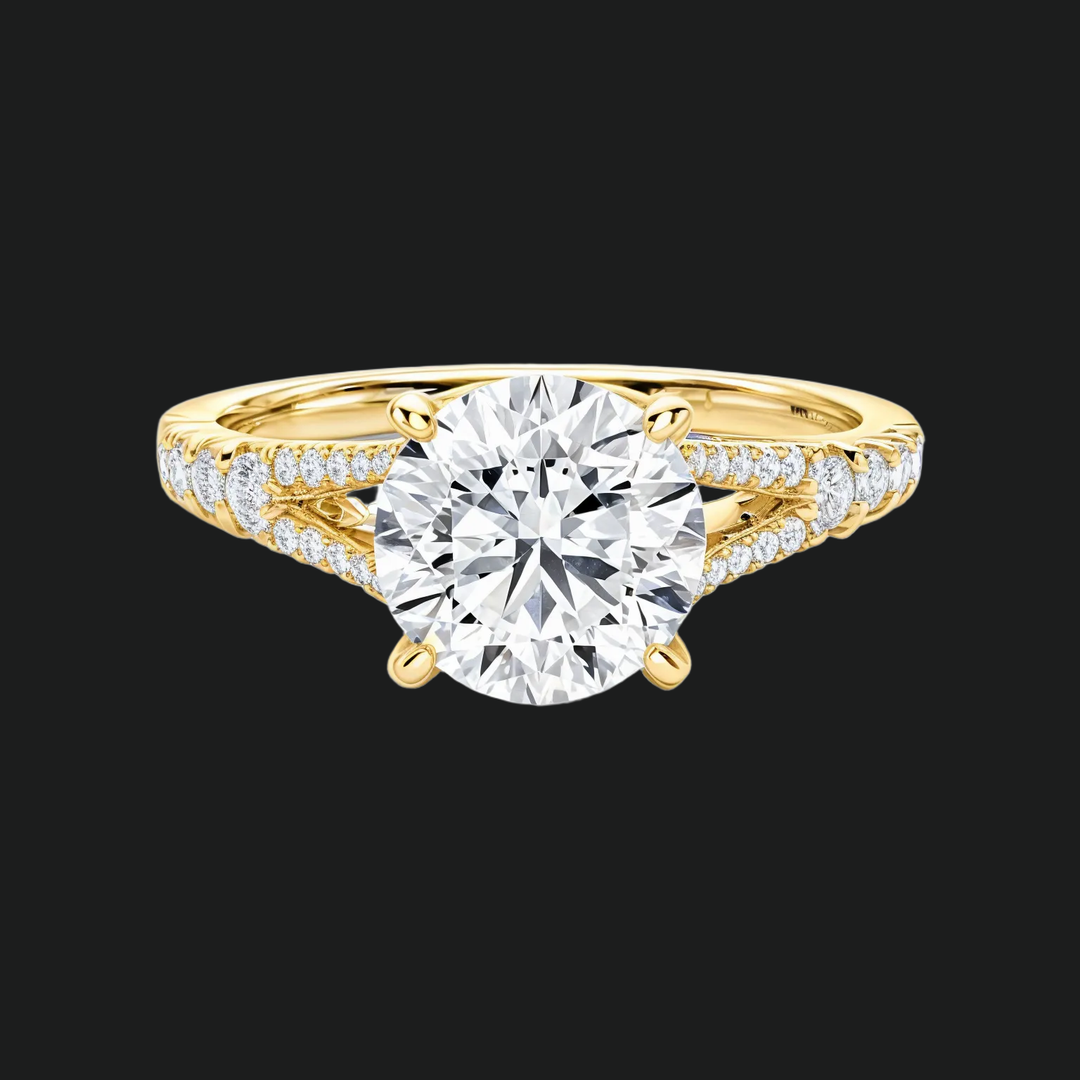 Bague de fiançailles à coupe ronde à tige divisée avec accents de diamant en or blanc 9kt
