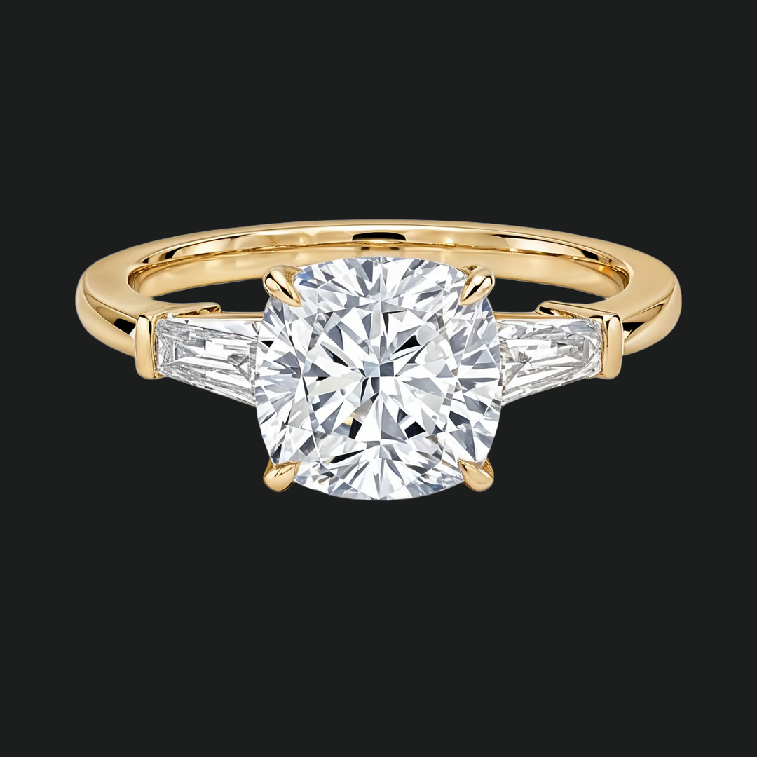 Bague de fiançailles coupée à trois pierres avec accents de diamant en or blanc 9kt