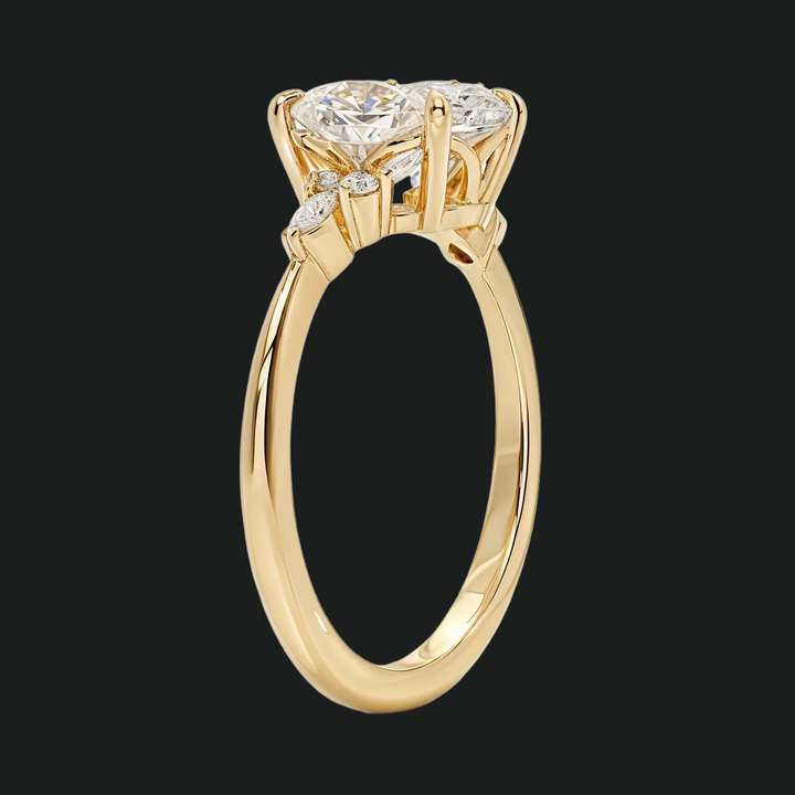 Oval Solitaire Diamond Access Pierścień zaręczynowy