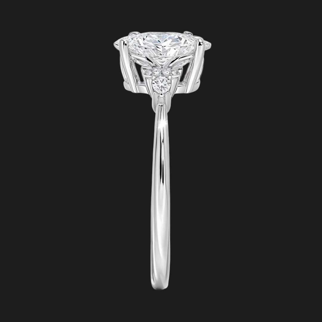 Oval Solitaire Diamond Access Pierścień zaręczynowy