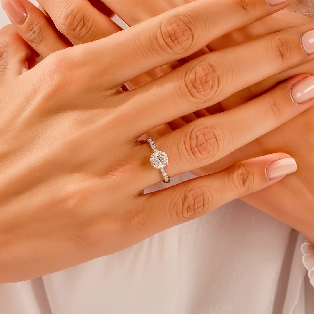 Vintage Milgrain Round Diamond Accents Engagement Ring & Wedding Band Set