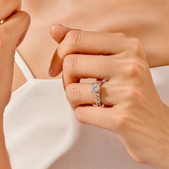 Vintage Milgrain Round Diamond Accents Engagement Ring & Wedding Band Set