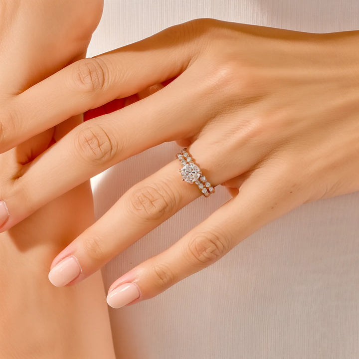 Vintage Milgrain Round Diamond Accents Engagement Ring & Wedding Band Set