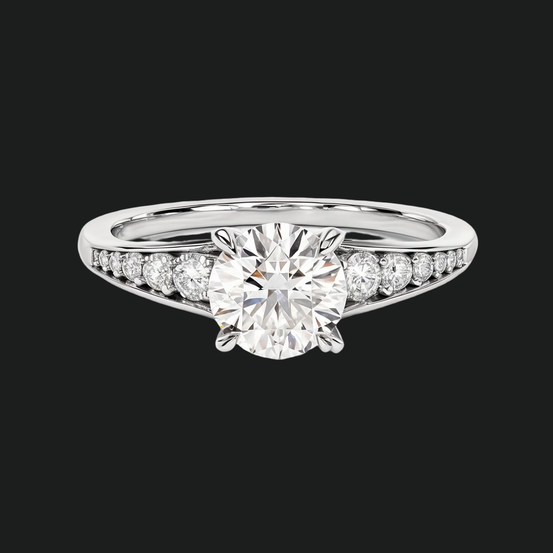 Afgestudeerde Pavé Round Diamond Accenten verlovingsring