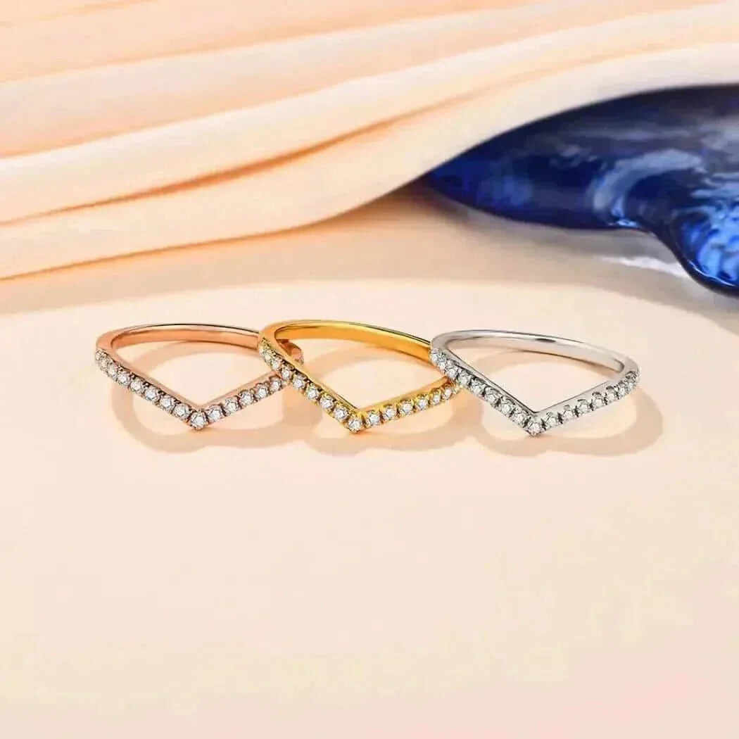 Moissanit-Wishbone-Ring