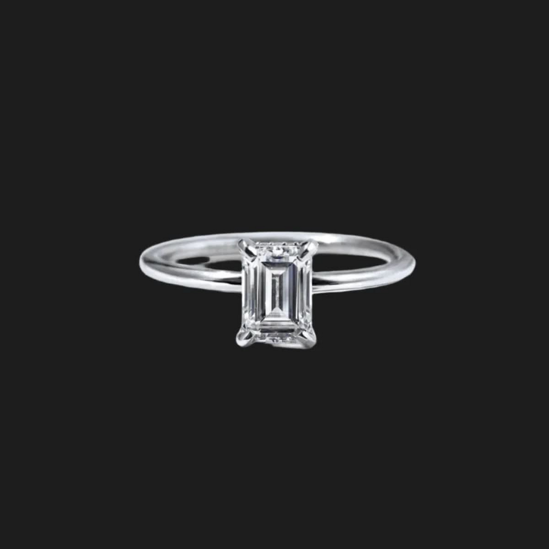 Anello Solitario Principessa con Diamante Smeraldo