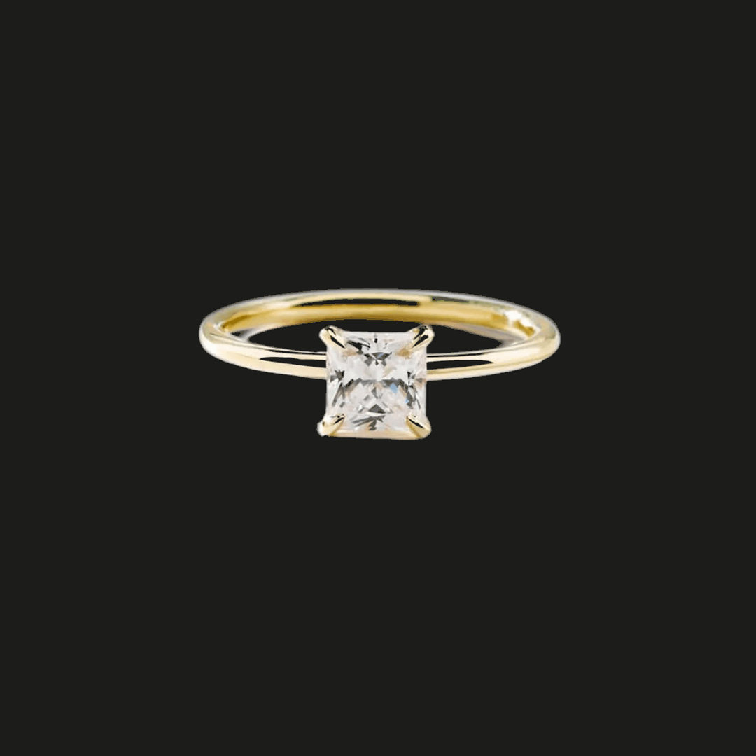 Anello di Fidanzamento Solitario Princess in Oro Giallo 18K