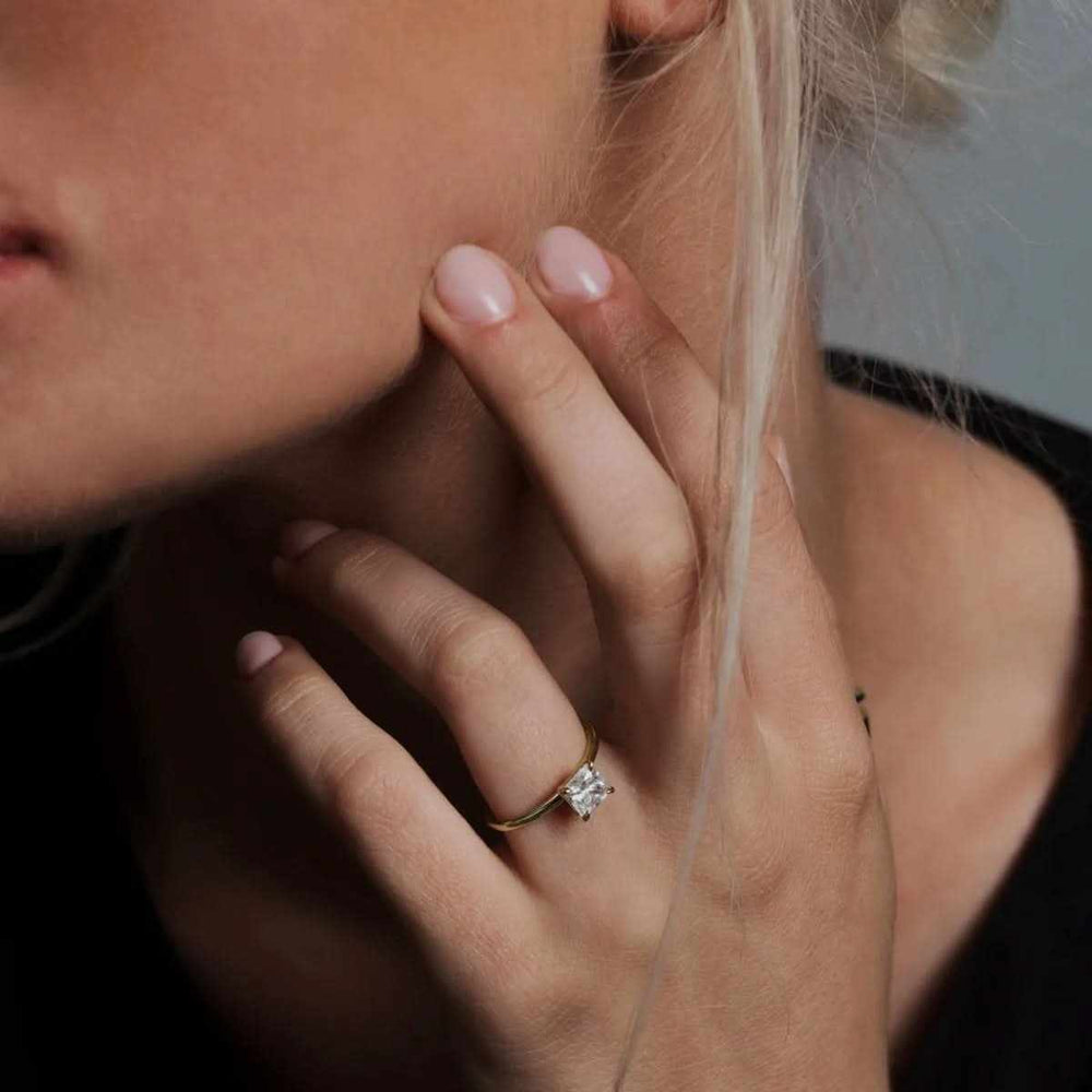 Anello di Fidanzamento Solitario Principessa