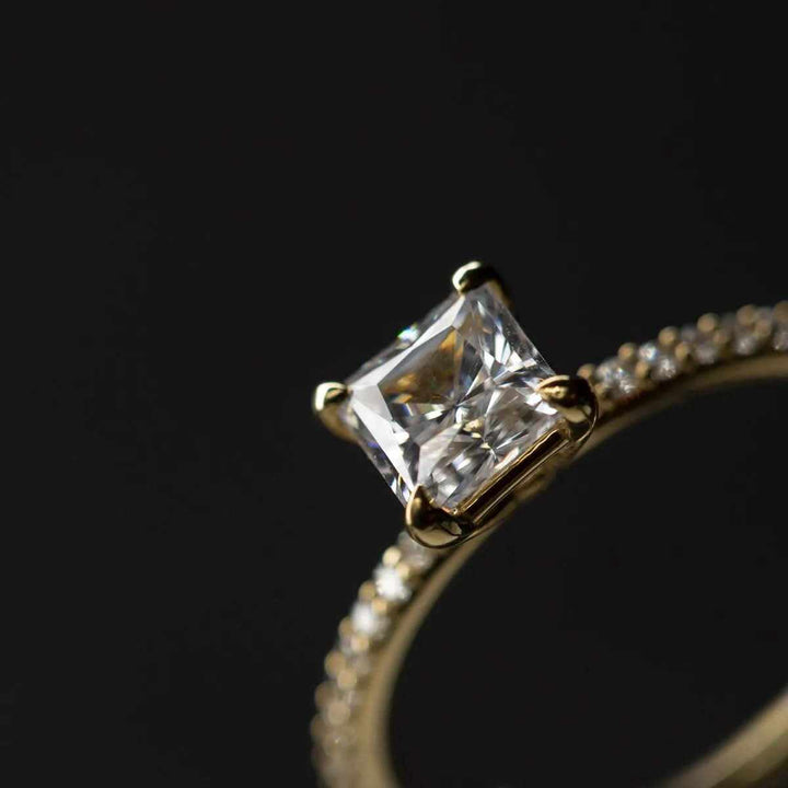 Round Pavé Diamond Engagement Ring